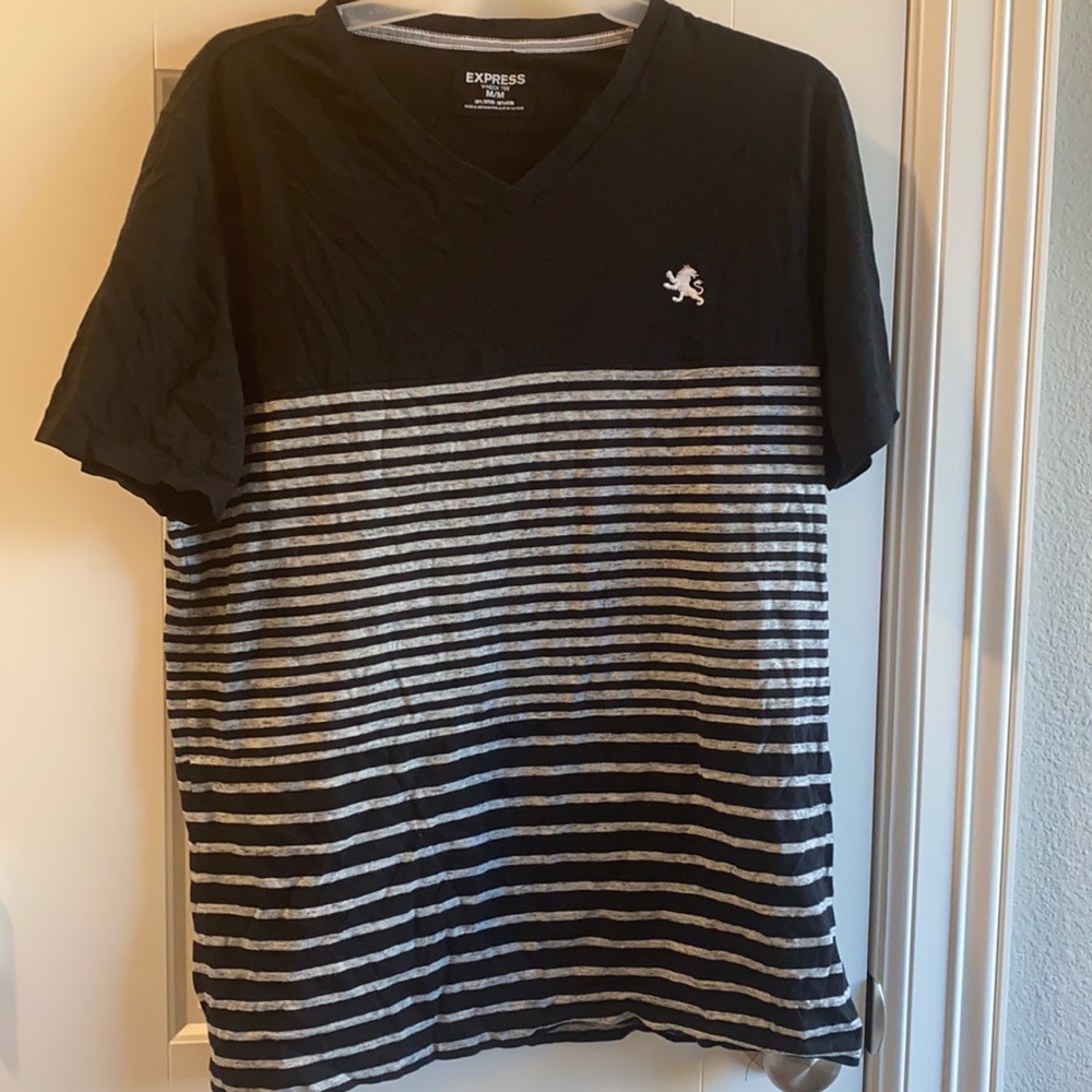 Express T-shirt men’s medium
